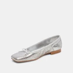 Dolce Vita ANISA BALLET FLATS SILVER DISTRESSED LEATHER 28 Dolce Vita ANISA BALLET FLATS SILVER DISTRESSED LEATHER -Dolce Vita DOLCEVITA FLATS ANISA SILVERDESTRESSEDLEATHER 08