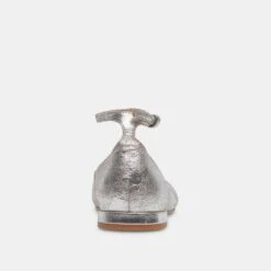 Dolce Vita ASHYA BALLET FLATS SILVER DISTRESSED LEATHER 23 Dolce Vita ASHYA BALLET FLATS SILVER DISTRESSED LEATHER -Dolce Vita DOLCEVITA FLATS ASHYA SILVERDISTRESSEDLEATHER 05