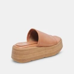 Dolce Vita CANAL SANDALS TAN LEATHER -Dolce Vita DOLCEVITA FLATS CANAL TANLEATHER 03