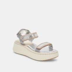 Dolce Vita DEBRA SANDALS SILVER DISTRESSED LEATHER -Dolce Vita DOLCEVITA FLATS DEBRA SILVERDISTRESSEDLEATHER 01
