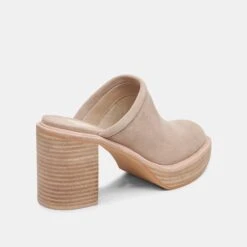 Dolce Vita CASTEL HEELS TAUPE SUEDE -Dolce Vita DOLCEVITA HEELS CASTEL TAUPESUEDE 03