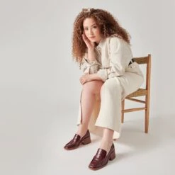 Dolce Vita TALIE LOAFERS CABERNET EMBOSSED LEATHER -Dolce Vita DOLCEVITA HEELS TALIE CABERNETEMBOSSEDLEATHER ONFOOT 3