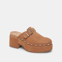 Dolce Vita YEVAN CLOGS PRALINE NUBUCK -Dolce Vita DOLCEVITA LOAFER YEVAN PRALINENUBUCK 01