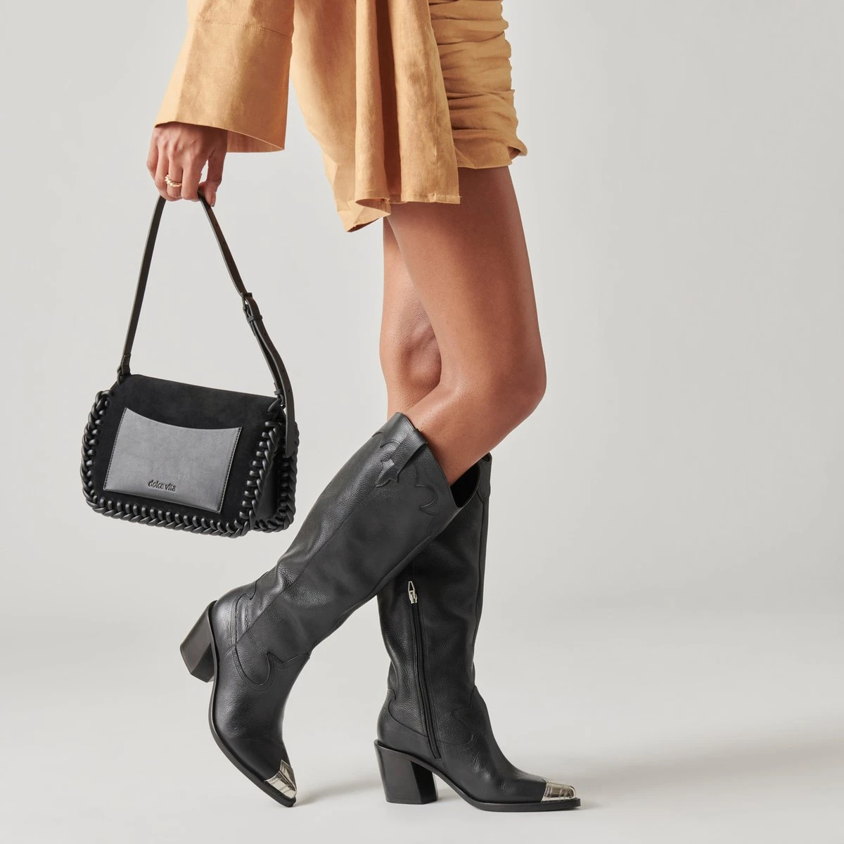 Dolce Vita HARPER SHOULDER BAG BLACK SUEDE 4 Dolce Vita HARPER SHOULDER BAG BLACK SUEDE - Image 2