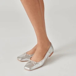 Dolce Vita ANISA BALLET FLATS SILVER DISTRESSED LEATHER 27 Dolce Vita ANISA BALLET FLATS SILVER DISTRESSED LEATHER -Dolce Vita webimage 95E13746 3E08 439D 857CD84CA2549B28